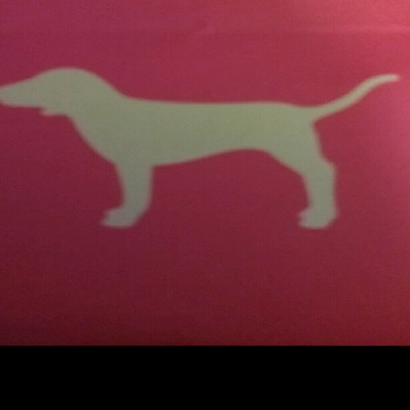 Profile Picture of Maria Pugh (@pinkmama07) on Poshmark