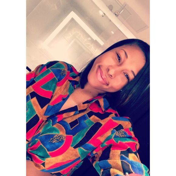 Profile Picture of Destiny Dixon (@dixonde14) on Poshmark