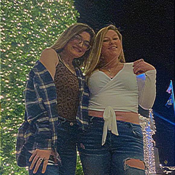 Profile Picture of Tequilia Gadbaw (@tequiliagadbaw) on Poshmark