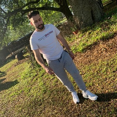 Profile Picture of Jonathan Gerard (@Jonatha72206657) on Twitter