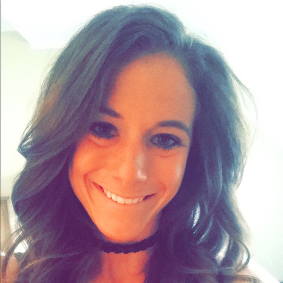 Profile Picture of Emma Trakas (@ejd0426) on Poshmark