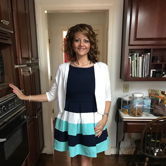 Jennifer Leasor - Poshmark Profile Picture of Jennifer Leasor (@leasorjenn) on Poshmark