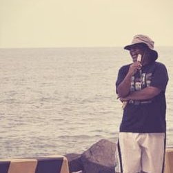 Profile Picture of Herbert Fernandez (@Herbert94596594) on Twitter