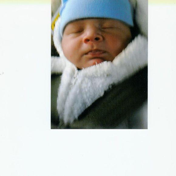 Profile Picture of Andrea Lewandowski (@lewandowski54) on Poshmark