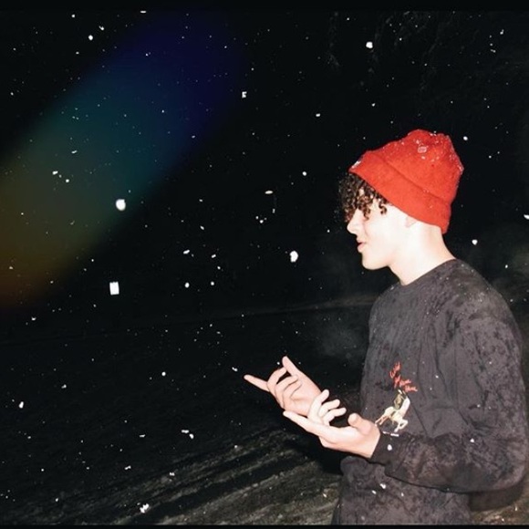 Profile Picture of Adam Babb (@abvswrld) on Poshmark