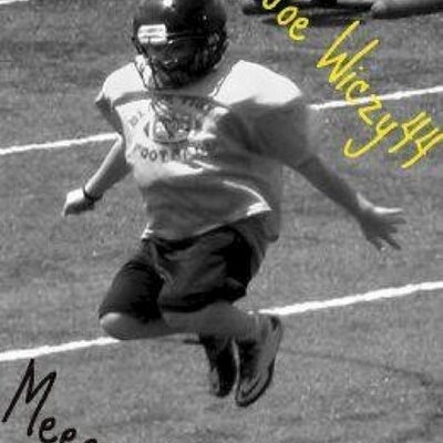 Profile Picture of Joe Michalowicz (@LeggoHyperDunks) on Twitter