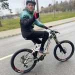 Profile Picture of Takács Erik (@irzsoa) on Instagram