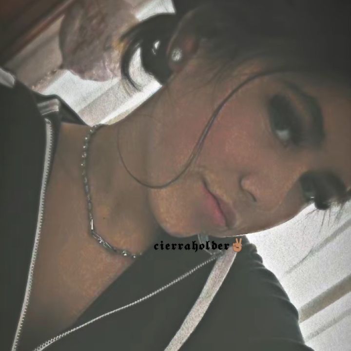 Profile Picture of 𝗰𝗶𝗲𝗿𝗿𝗮 𝘅💖 (@cierraholderx) on Tiktok