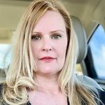 Profile Picture of Lisa Phair (@lisa_phair) on Instagram