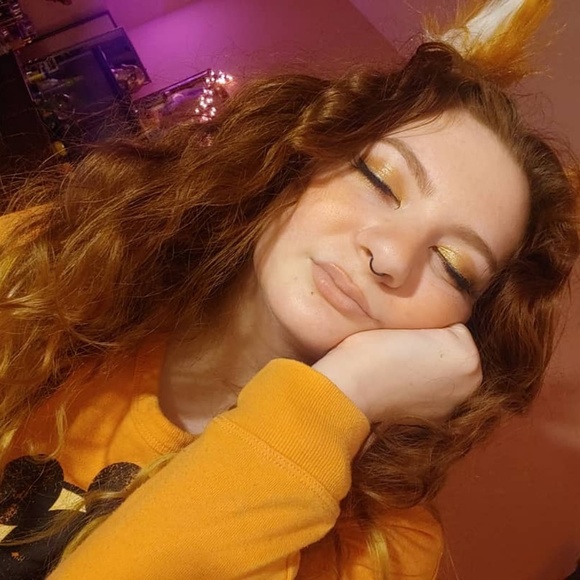 Profile Picture of Mary Newago (@marynewago) on Poshmark