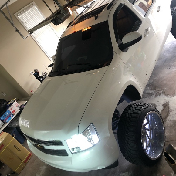 Profile Picture of Dylan Goff (@dgoff14) on Poshmark