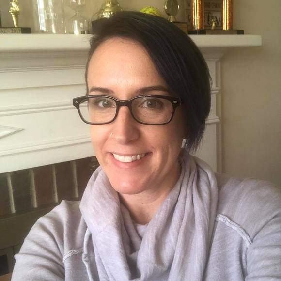 Profile Picture of Kelli Roesener (@kelli54) on Poshmark