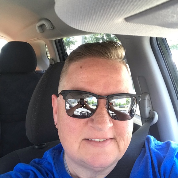 Profile Picture of Kellie Trisler (@ktrisler14) on Poshmark