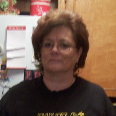 Profile Picture of Barbara Haley (@lovewhitediamon) on Twitter