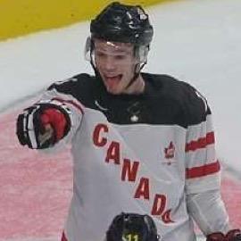 Profile Picture of Mike (@NotPhaneuf3) on Twitter