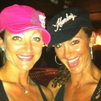 Profile Picture of Neeli Paulson (@neelirhea) on Twitter