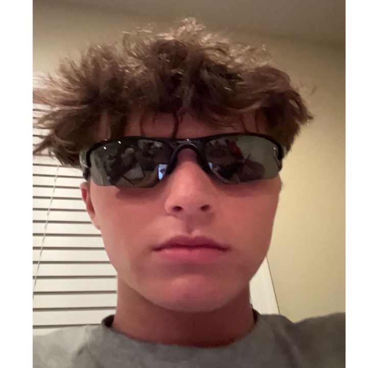 Profile Picture of michaelcamp (@thepineappleguy321) on Tiktok