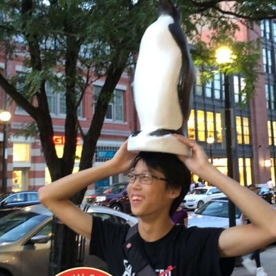 Profile Picture of Perry (@AsianRon) on Twitter