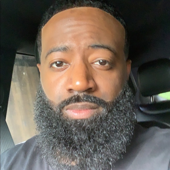 Profile Picture of Calvin Nix (@calvinni) on Poshmark