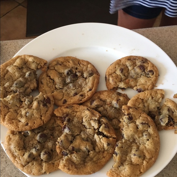 Profile Picture of Luke Thornton (@luke_thorntom) on Poshmark