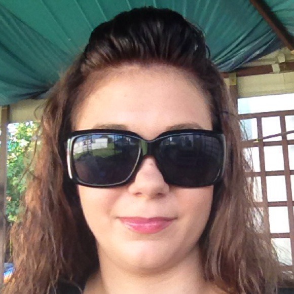 Profile Picture of Samantha Coggin (@scoggin) on Poshmark
