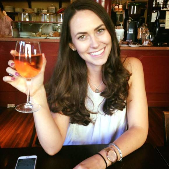 Profile Picture of Natalie Scibilia (@nataliescibilia) on Poshmark