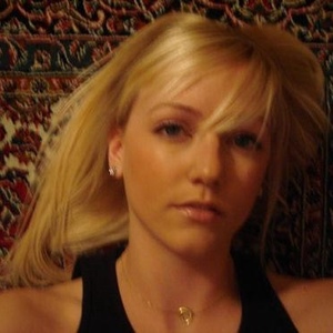 Profile Picture of Julie Paris (@158060632) on Myspace