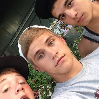 Profile Picture of Sam Outlaw (@SamOutlaw1) on Twitter