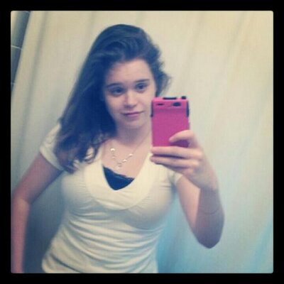 Profile Picture of Katie Doering (@katiej616) on Twitter