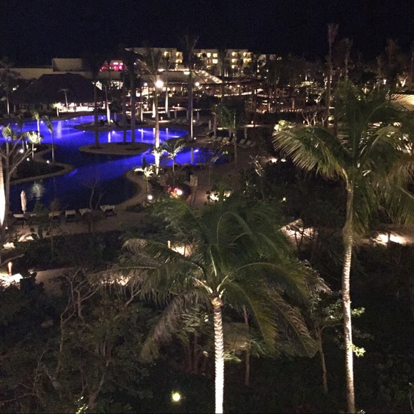 Dawn Veeser - Poshmark Profile Picture of Dawn Veeser (@parkenna) on Poshmark