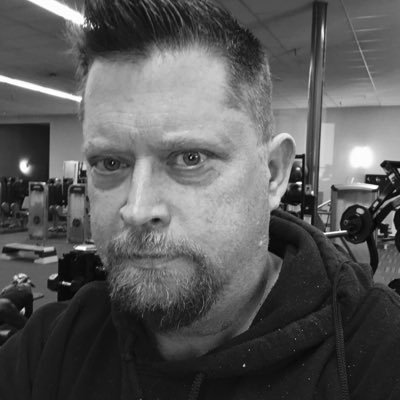 Profile Picture of Hugh MacLeod (@hughcards) on Twitter