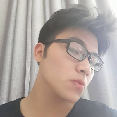 Profile Picture of Tom Shock (@TomShock3) on Twitter