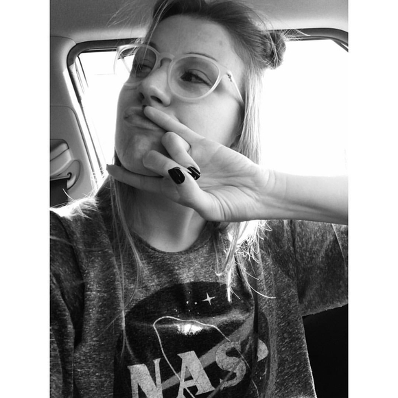 Profile Picture of Kamarin Waite (@kwaite08) on Poshmark