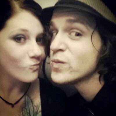 Profile Picture of Drew Thayer (@ThayerDrew) on Twitter