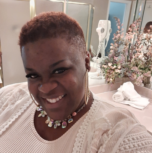 Profile Picture of Jerica Pittman-davis (@jpitdavis) on Poshmark