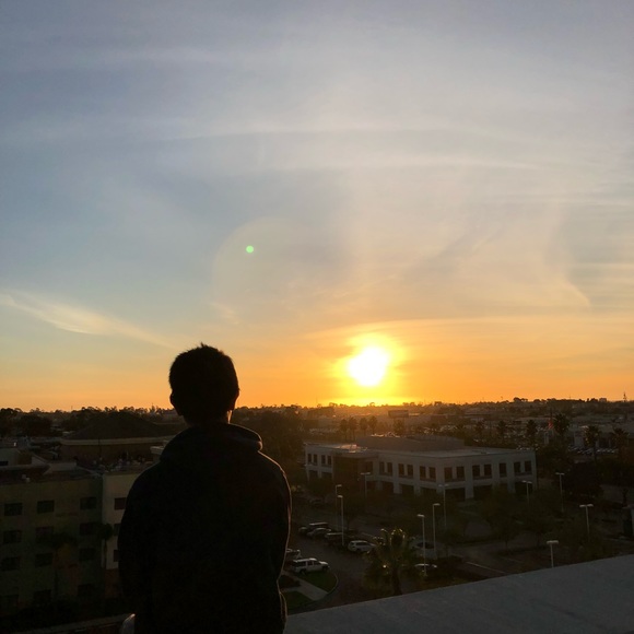 Profile Picture of Ethan Nguyen (@puff888) on Poshmark