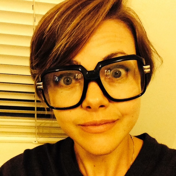 Profile Picture of Allie Collignon (@alliewin) on Poshmark
