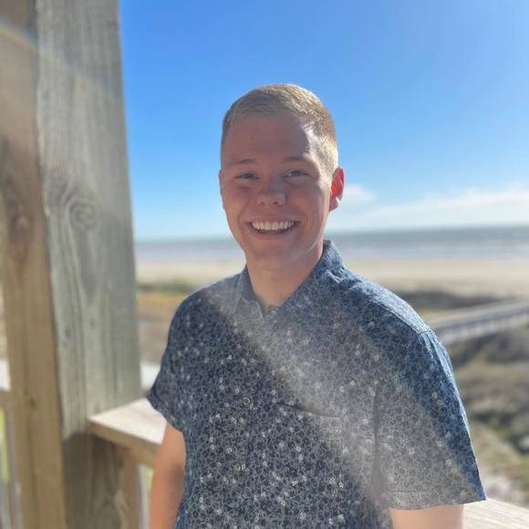 Profile Picture of Ben Hanson (@benhanson523) on Poshmark