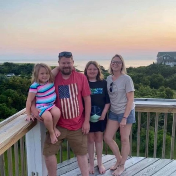 Profile Picture of Scott Seidel (@yoyoman5) on Poshmark