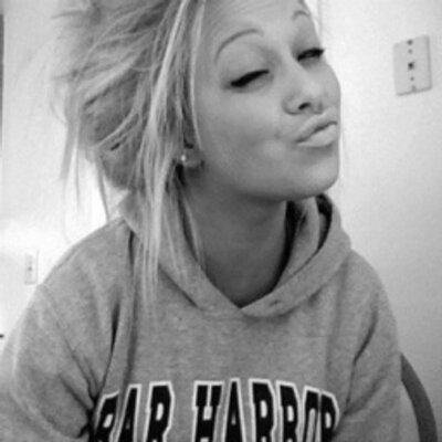 Profile Picture of Rhea Cannon (@RheaCannon17) on Twitter