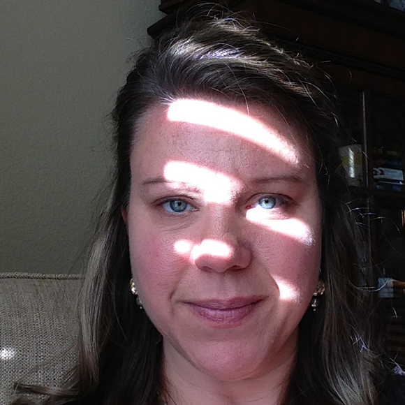 Profile Picture of Julie Westrich (@ieatalot) on Poshmark