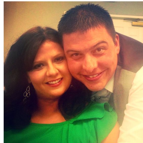 Profile Picture of Lori Likens (@lorilovesewe) on Poshmark