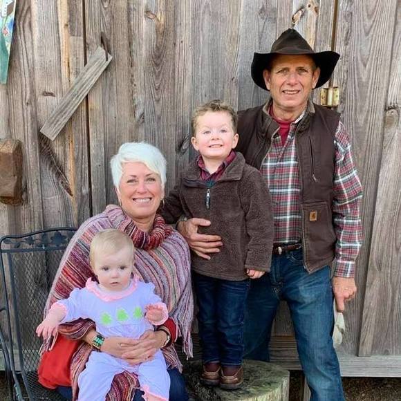 Profile Picture of Donna Mccranie (@donnamccranie) on Poshmark