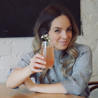 Profile Picture of Alishia Thomas (@alishia_thomas) on Twitter