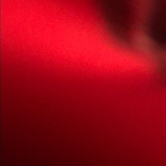 Profile Picture of Danielle Zamorano (@d_zamorano) on Poshmark