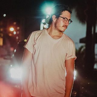 Andres Llanes - Facebook Profile Picture of Andres Llanes (@andres.llanes.984) on Facebook