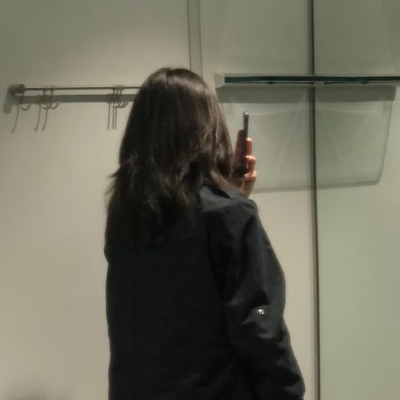 Aadya Aadya - Poshmark Profile Picture of Aadya Aadya (@aadyashukla0506) on Poshmark