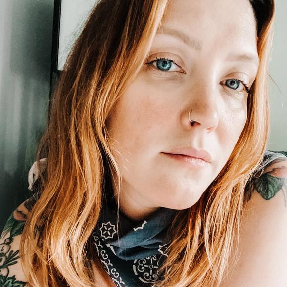 Profile Picture of Stefanie Marshall (@stefmarshall) on Poshmark