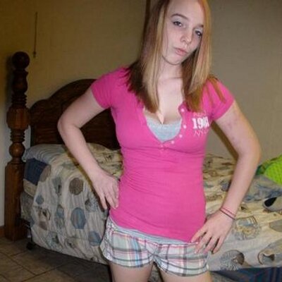 Profile Picture of Whitney Higginbotham (@whitney0827) on Twitter