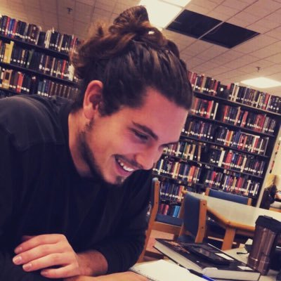 Profile Picture of Jonah Devaney (@jdevaney10) on Twitter